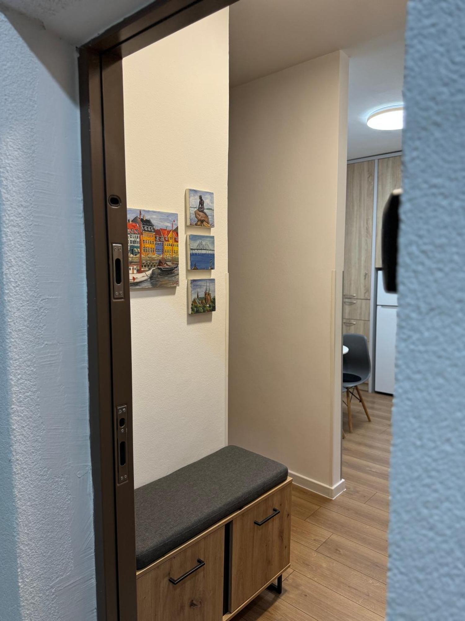 Eleven Apartment Podgorica Bagian luar foto